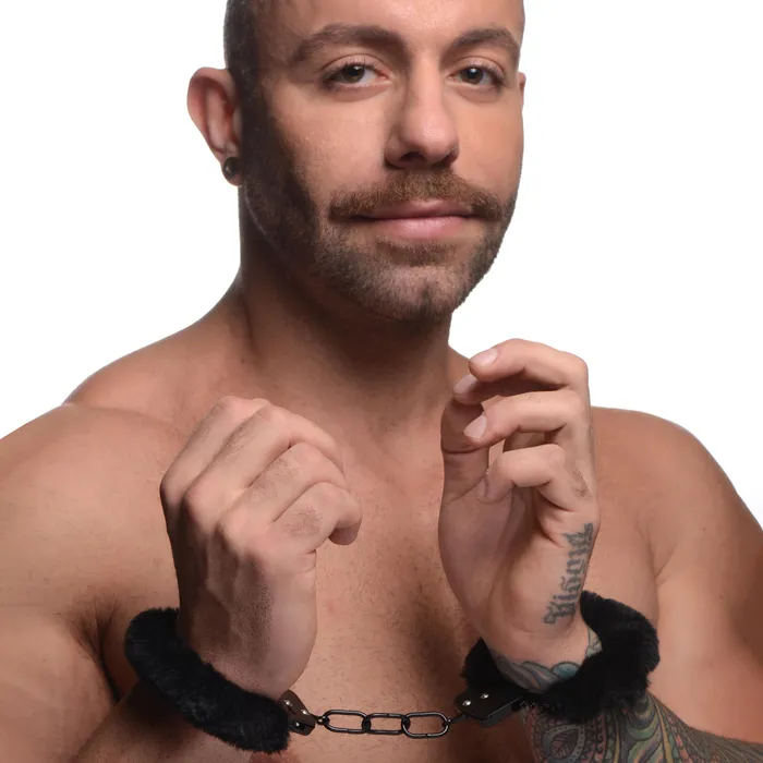 Female Sex Toys | Cuffed In Fur Furry Handcuffs - Master Series